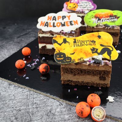  dessert with cute halloween-auflger  Dessert mit niedlichen Halloween-auflger