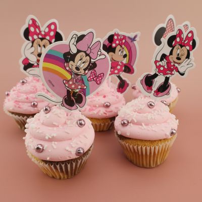 Süße rosa Muffins mit Minine-Mouse-Picks