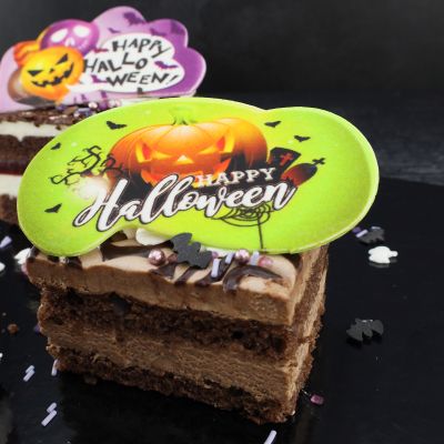  dessert with cute halloween-auflger  Dessert mit niedlichen Halloween-auflger