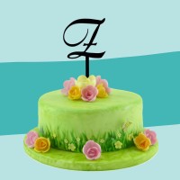 Cake-Topper schwarz Z auf Torte