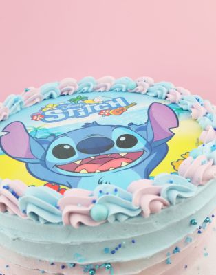 Schöne Torte mit Stitch kuchenbezug Zuckeraufleger