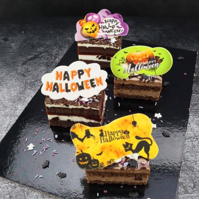  dessert with cute halloween-auflger  Dessert mit niedlichen Halloween-auflger