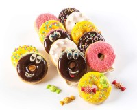 Donuts mit Schokoladendekor
