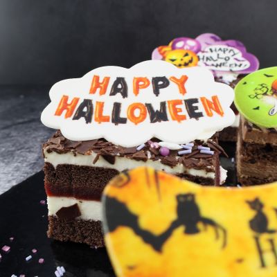  dessert with cute halloween-auflger  Dessert mit niedlichen Halloween-auflger